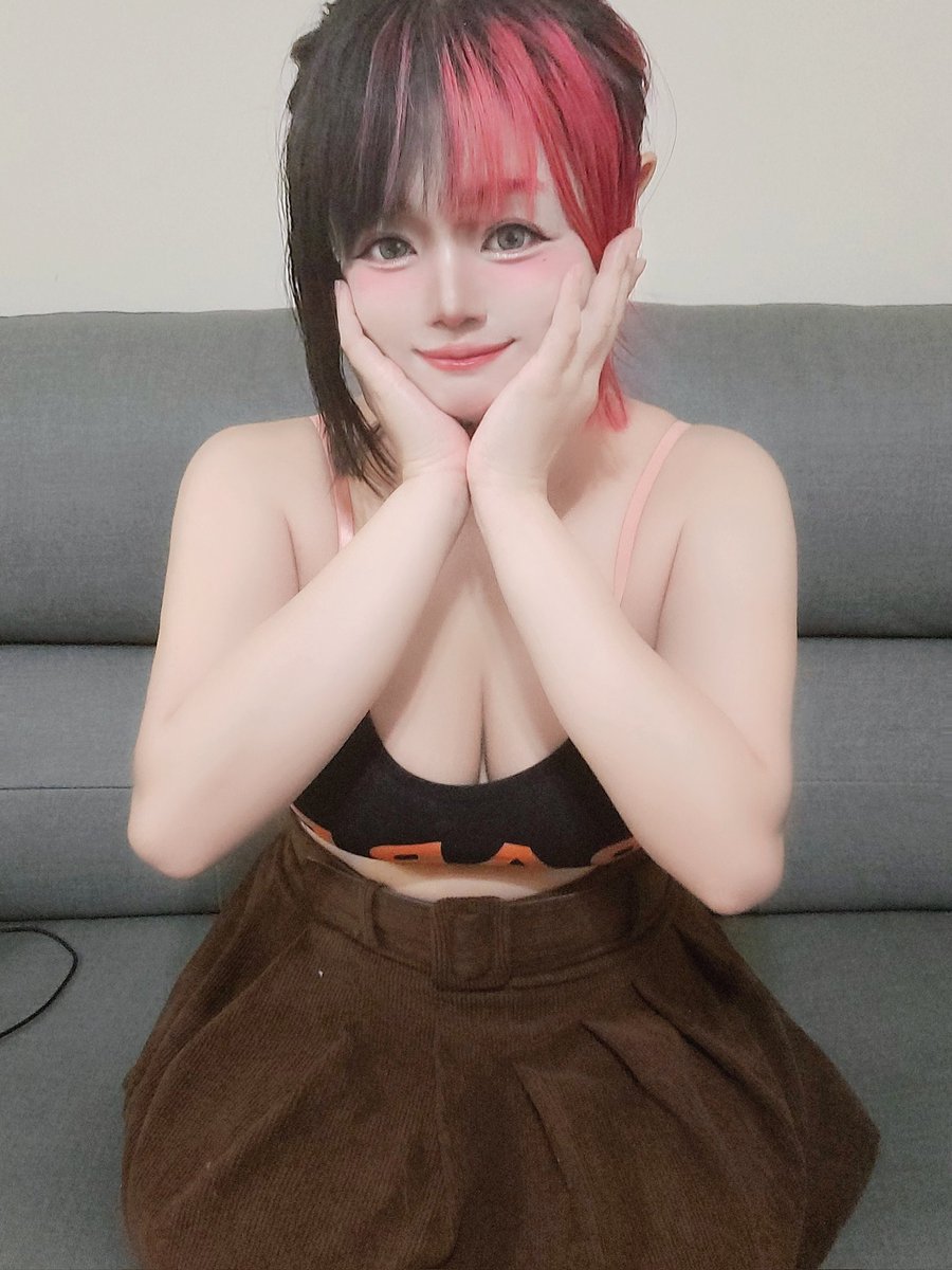 今天17：00還有空班
明天11:00～14:00／17:00～19:00
後天都很空 都可以預約
有需要「按摩 」「采耳耳燭」「 除毛」「 清粉刺」
歡迎私訊預約哦~ https://t.co/EoRN1v9dXS