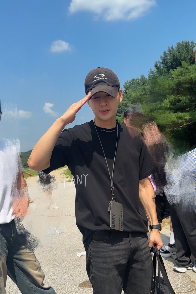 파니❤︎ tweet media