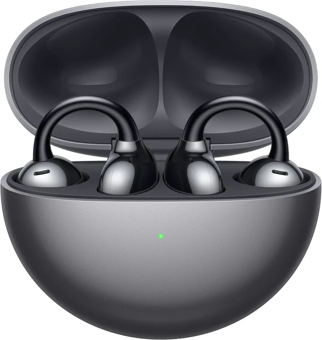 Bose Ultra Open Earbudsと悩んだ挙げ句HUAWEI FreeClipを購入…これ、小さく軽くて凄く良いわ。今まで購入したイヤホンは全部メガネのように「耳にかけるタイプ」で長時間装着してるとメガネの重量もプラスで、どうしても耳の上の方が痛くなってきた。これはピアスのように耳に装着するタイプ。 