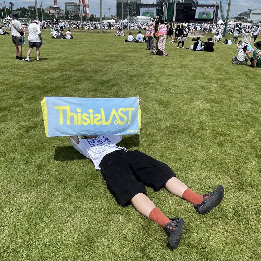 pon5190's tweet photo. ロッキン2024夏感じた〜〜〜🌻

#ROCKINJAPAN2024 
#ロッキン2024 
#ThisisLAST
#あいみょん https://t.co/PboPdP1Of9