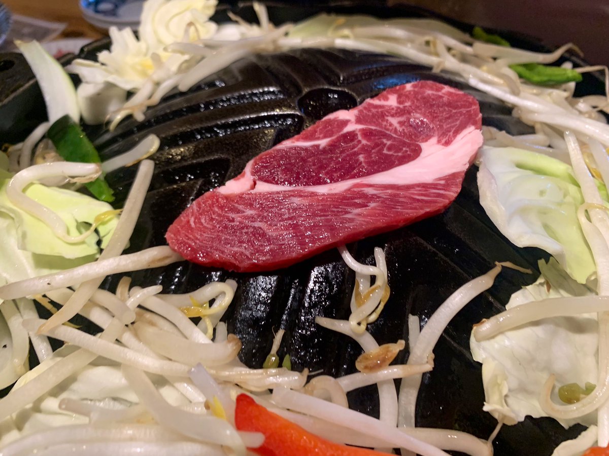 Lambwing1206's tweet photo. 生ラム　うまかったー
文重郎 https://t.co/1mc5c46IjQ