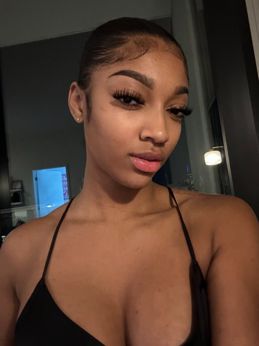 Angel Reese (@reese10angel) on Twitter photo 