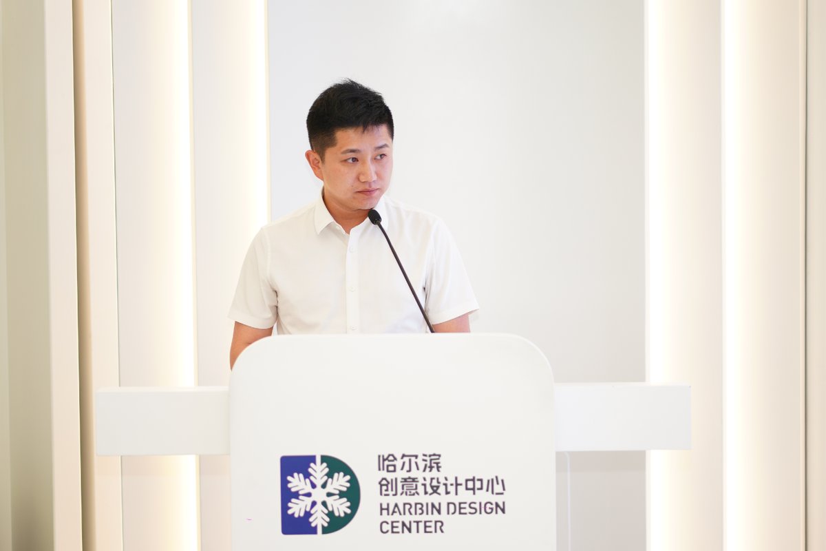 Lilac Creative Design Award tweet media