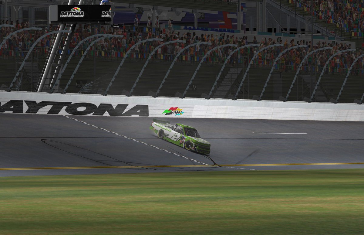 Took the win tonight in the @ACAR Daytona League race! Thanks to @NifftyLift <a href="/EliteEntertai20/">Elite Entertainment</a> <a href="/JosephDarnell88/">Darnell Racing</a> Great way to start the season!