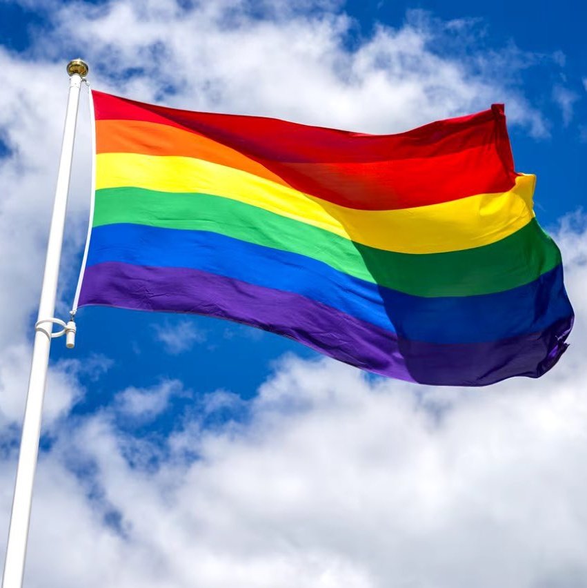 🚨I 🇺🇸🏳️‍🌈 #CONTUNDENTE DURO GOLPE A LA IDEOLOGÍA DE GÉNERO |Donald Trump: "En mi primer día en el cargo, recortaré los fondos federales de todas las escuelas que enseñan a nuestros niños material sexual inapropiado y moda transgénero." 🔥

¿APOYAS? 🙋🏻‍♂️ 😎