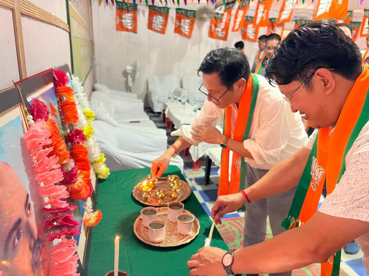 NyatoDukam's tweet image. Joined the BJP #UpperSubansiri District Unit coordination meeting in #Daporijo with Hon’ble MLA Taniya Soki ji &amp;amp; BJP District President Jilli Jeram. Grateful for our karyakartas’ dedication. Together, we will continue to work for the development of our region. 
#BJP4Development