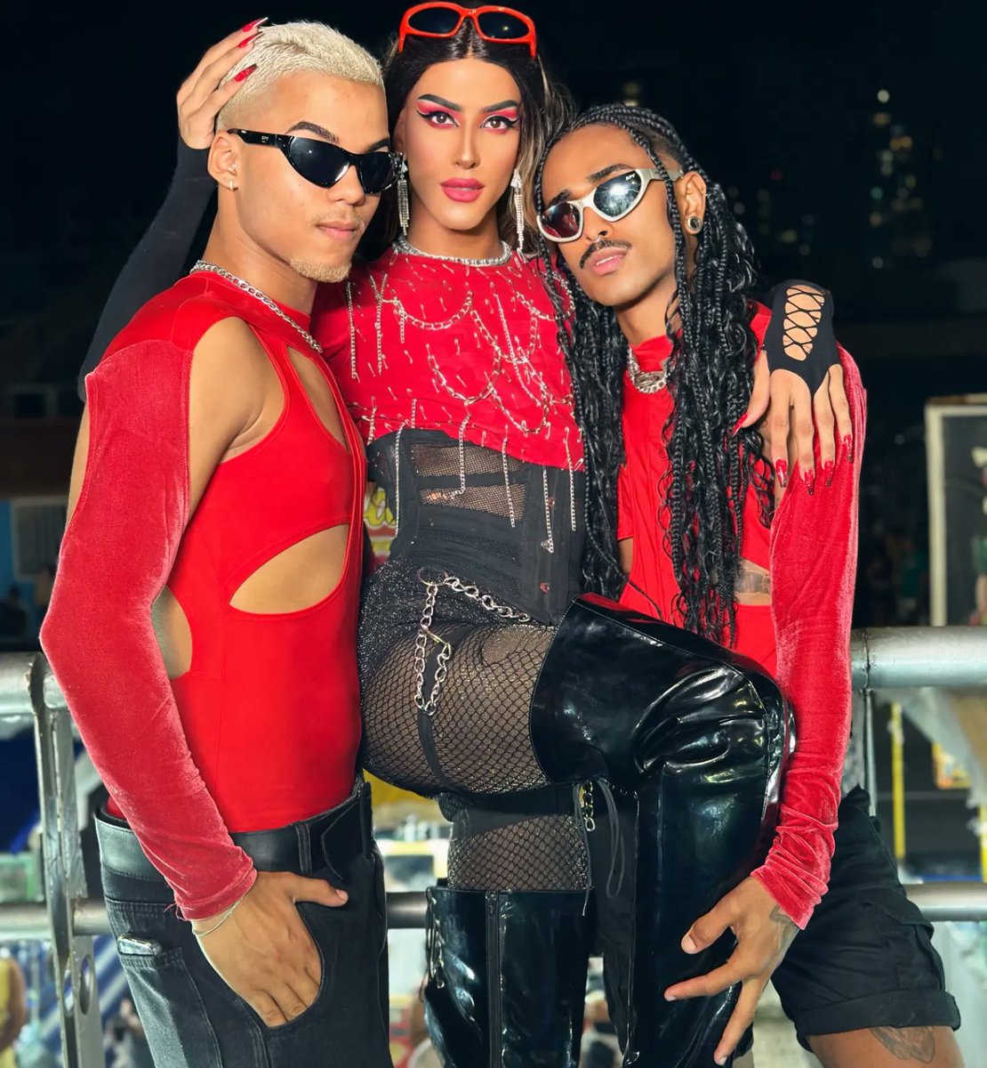 JullyaMurvack's tweet photo. ❤️‍🔥23° PARADA LGBT+ DE SERGIPE❤️‍🔥 https://t.co/6Ahk6zZxgm