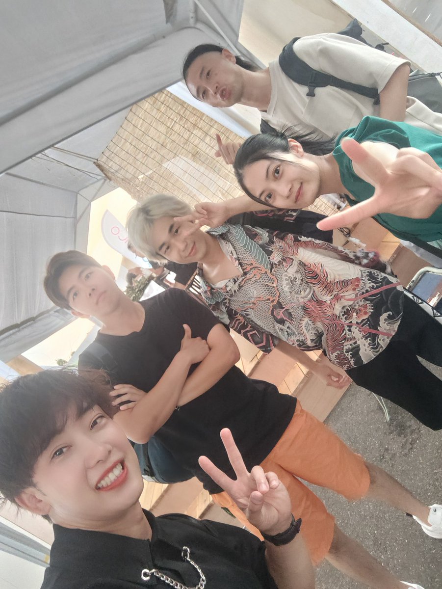 chabimachi's tweet photo. #GLAMSAPARK2024 (グランサパーク2024)
VIPにご招待頂きまして岡崎さん、横林さん、有り難う御座いました✨ 全力でシャンパンコールやらせていただきました(笑)
#GLAMSA #GLAMSAPARK #プール #プールパーティー #ナイトプール #チケット #VIP https://t.co/CUjKiJT12n