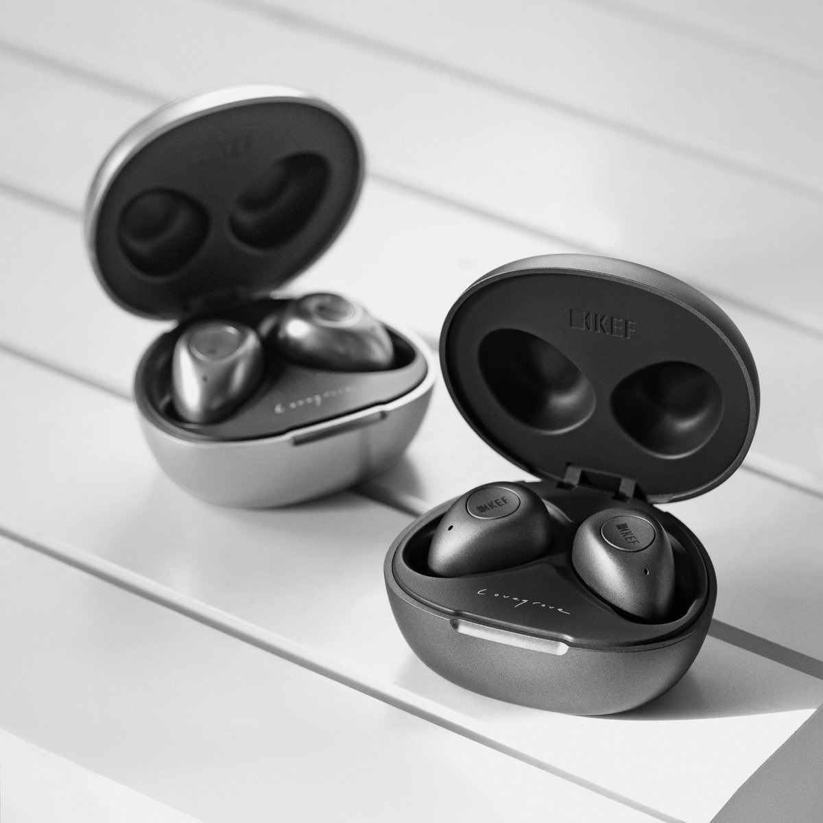 kef_jp's tweet photo. 【 #リポストキャンペーン 開催】
KEF が夏のお出掛けが楽しくなるキャンペーンを9/1(日)まで実施🇬🇧
参加者の中から抽選で3名様にワイヤレスイヤフォンMu3(33,000円相当)をプレゼント🎁

【参加方法】
1. @kef_jp をフォロー
2. このツイートをリポスト
3. LINE(https://t.co/gfOJve9BPU)をフォロー https://t.co/xYncXbEfv4