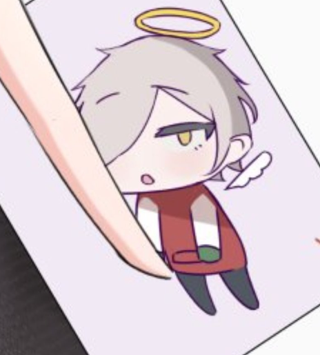 ちびキャラの変化

3ヶ月前          現在 