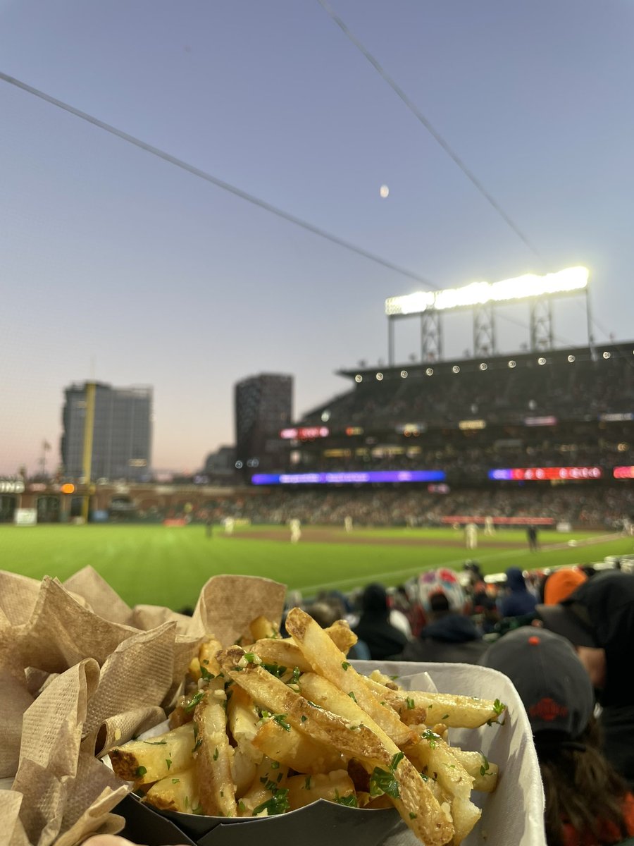 SFG Commentary (@sfgcomments) on Twitter photo 