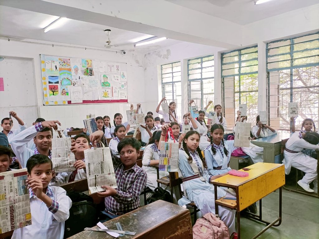 HappinessDelhi's tweet photo. we're empowering students to make a positive impact in the world. 🌟🌱🌟
#HappinessClasses https://t.co/BY7ucRWayO