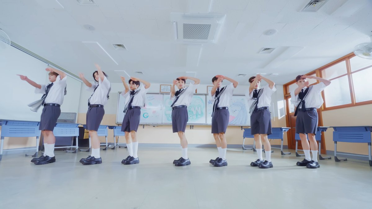 rapplerdotcom's tweet photo. OPM 🤝 K-POP

Global pop group HORI7ON unveiled the music video for its version of "Sumayaw Sumunod" on Tuesday, August 13. The boy group released the song in Korean and Tagalog. #HORI7ON_SumayawSumunodMVOutNow
#SumayawSumunod 📸: HORI7ON https://t.co/FomwGYmlPI https://t.co/FaemY6lDDm