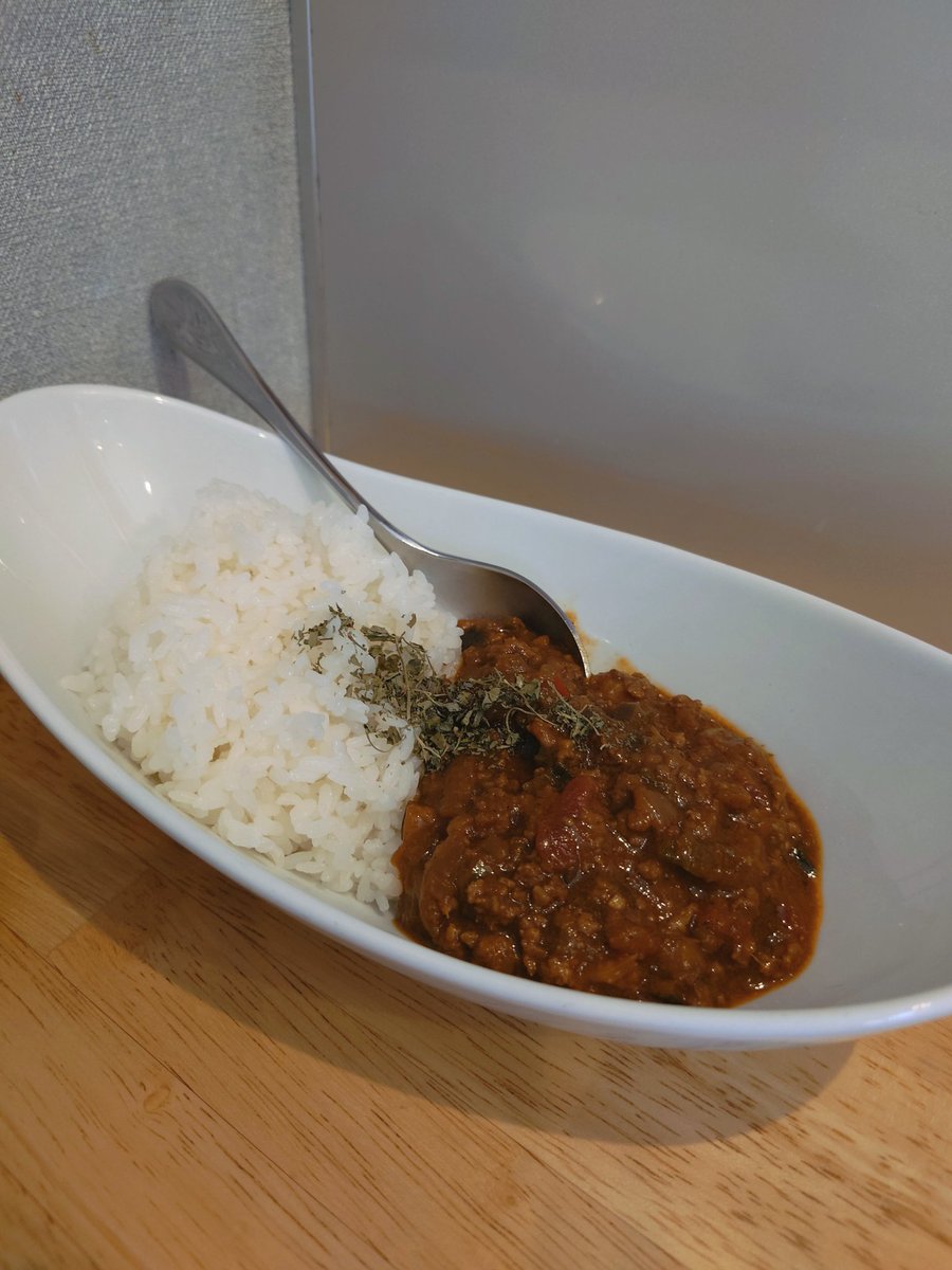 turumi_2021's tweet photo. 中華そば  ひしお

牡蠣ミルクそば
夏野菜キーマカレーごはん
厚切りわら焼きチャーシュー
小松菜
想像をはるかに超える旨さ‼️🍜😍😋分かってんだけどねꕀ⋆😀マスターの凄さ👍全てが完璧🤗
キーマカレーも辛味旨味半端ねꕀ⋆最&amp;高 ⤴︎︎︎⤴︎︎
ひしおフルコースに感動✨✨ https://t.co/PsbNIHXAM5
