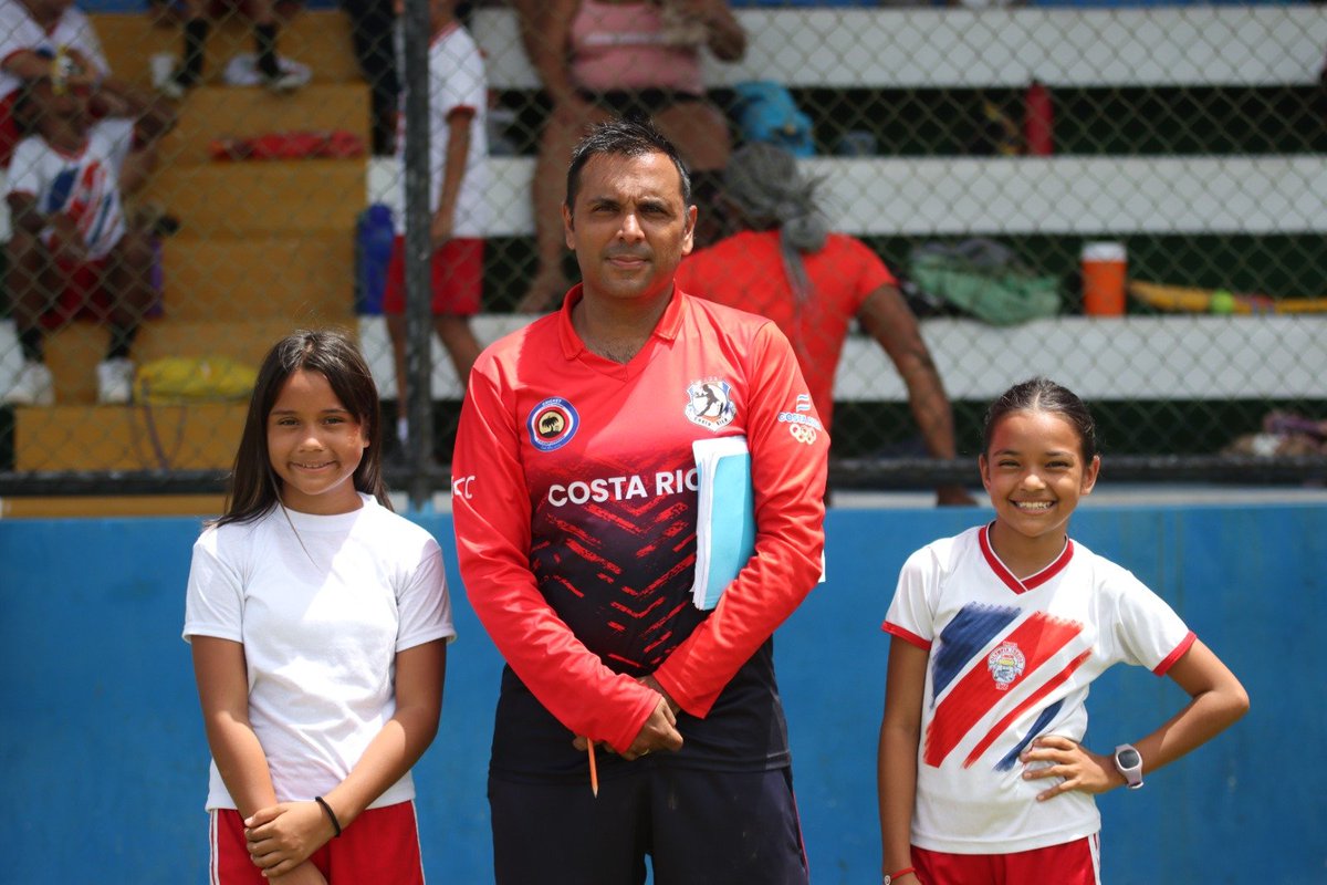 El futuro se forja desde la escuela una edición más de la Copa Estudiantil Stanford Barton.