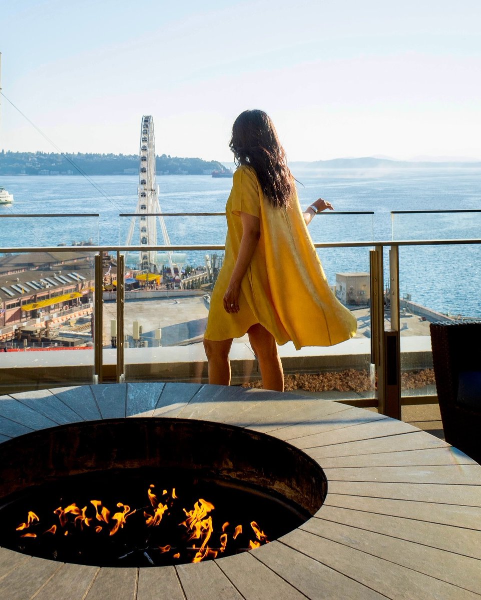 Four Seasons Seattle (@fsseattle) on Twitter photo Become inspired by pristine waterfront views from our picturesque perch. Feel awakened by the salty ocean breeze, the warmth of a crackling fire, and the sound of ferry boats gliding through Elliott Bay. bit.ly/3M5tYA0
📷  Sheryl Luke Become inspired by pristine waterfront views from our picturesque perch. Feel awakened by the salty ocean breeze, the warmth of a crackling fire, and the sound of ferry boats gliding through Elliott Bay. bit.ly/3M5tYA0
📷  Sheryl Luke