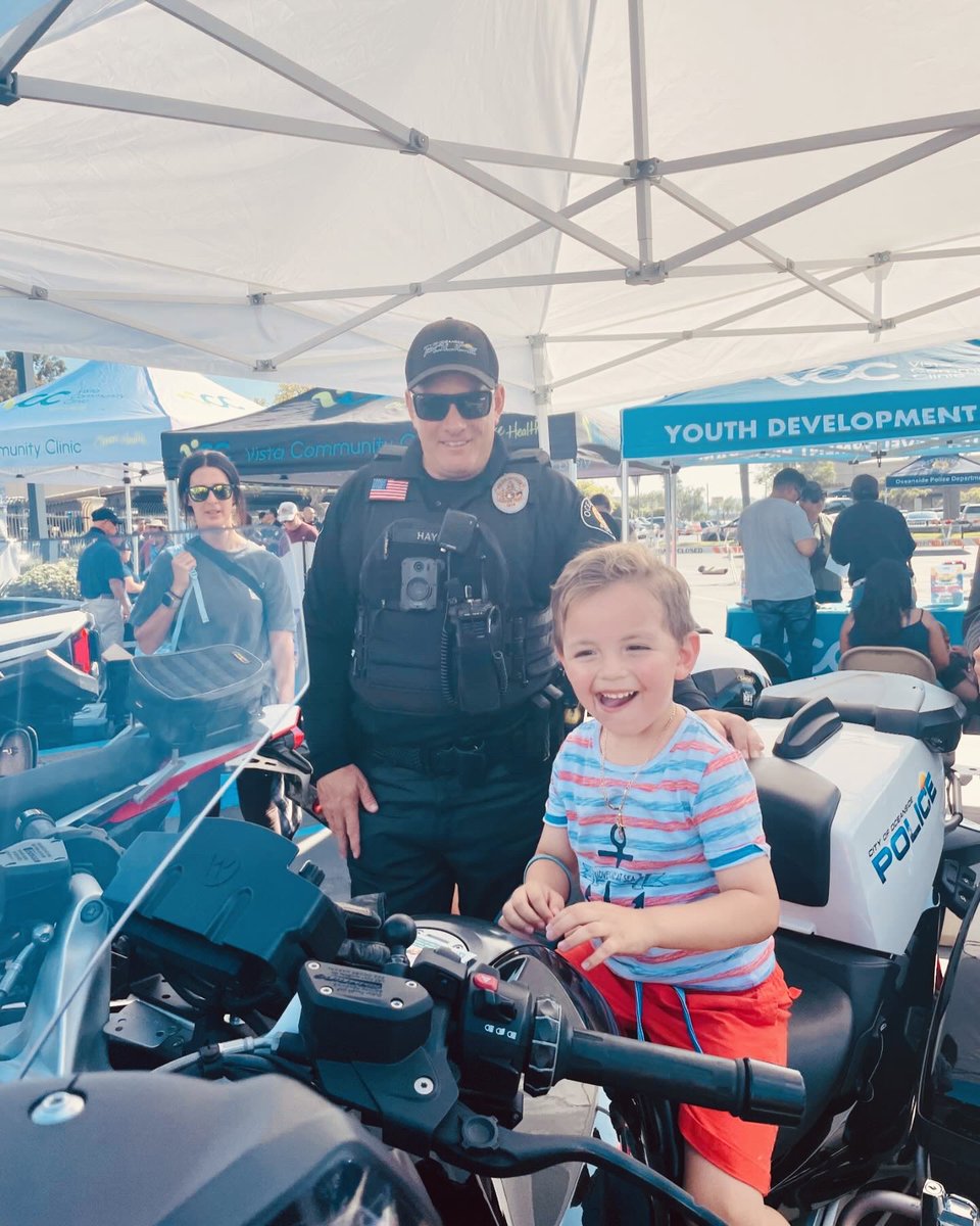 OceansidePD's tweet photo. That’s a wrap🎬 Thank you for being part of @OceansidePD #NationalNightOut block party. We hope you had as much fun as we did. See you next year! ❤️🚔🇺🇸#communityfirst #servicewithpride #partypolice #neighborhoodpolicing https://t.co/KiMg6EIzoi
