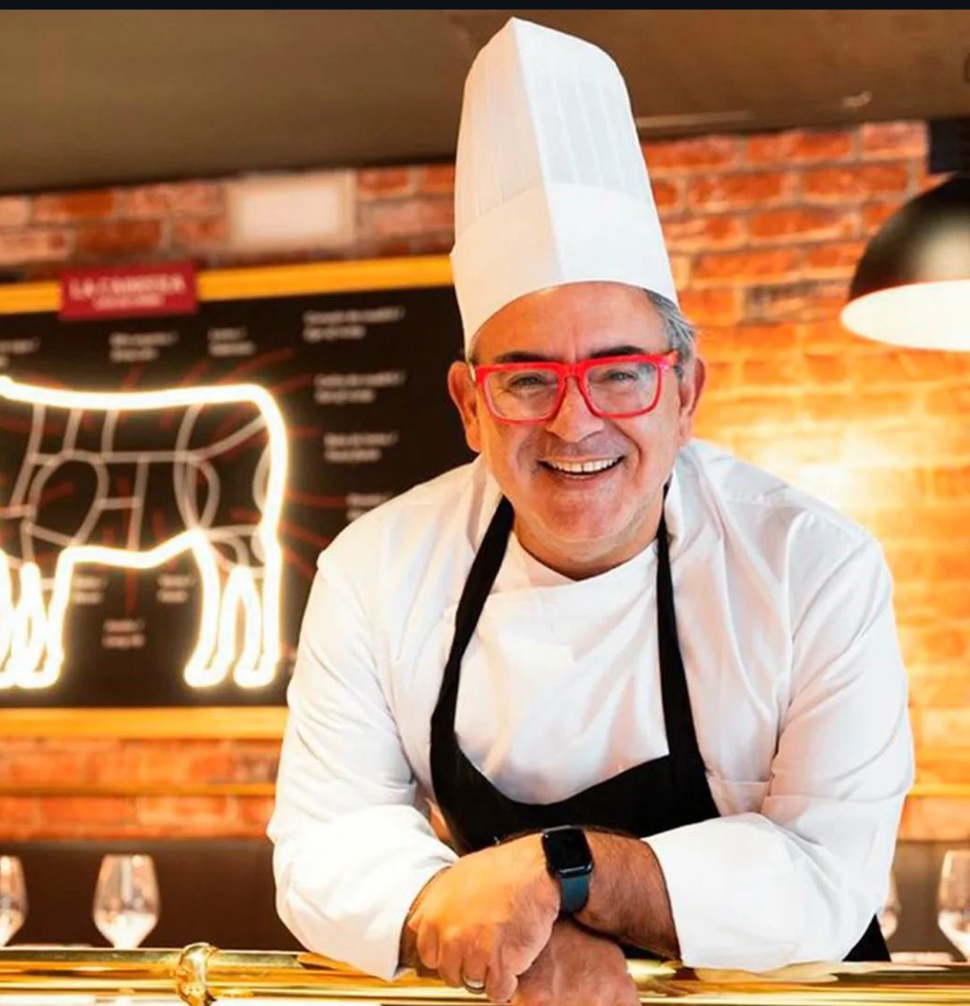 Gastón Riveira @gastonriveira y todo el equipo de cocina de La Cabrera Colombia Casa Oficial de Carnes, te esperamos 

¡Reserva ahora mismo en el enlace de la biografía! 👆
Cabrera Colombia 📍 Calle 69A N° 5 – 19 Zona G