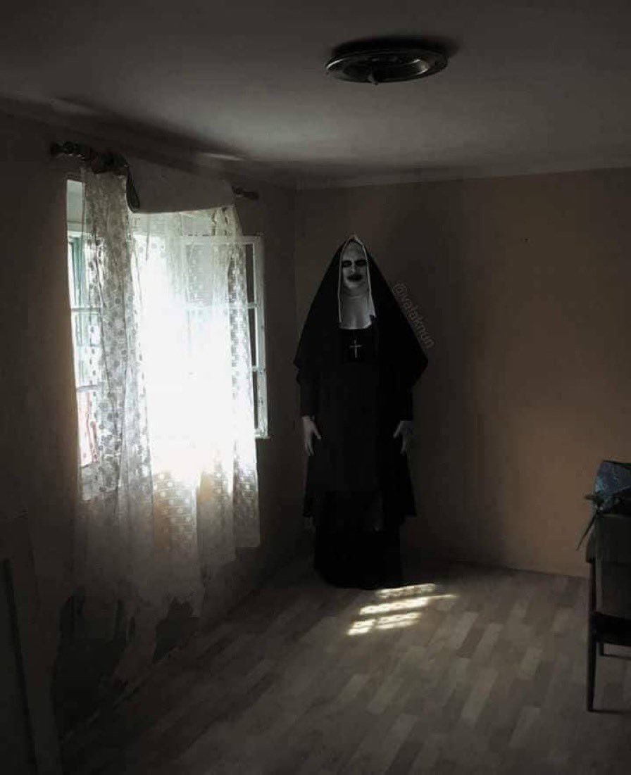 2019prateek's tweet photo. You wake up and see this in front of u.
What you gonna do? https://t.co/8p5nsPBdJz