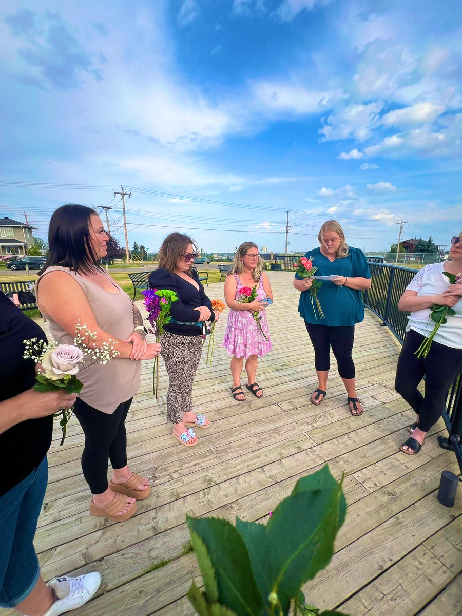 Lin6's tweet image. A special day remembering a special friend. Love you Les 🩵💚 Regulators, mount up!