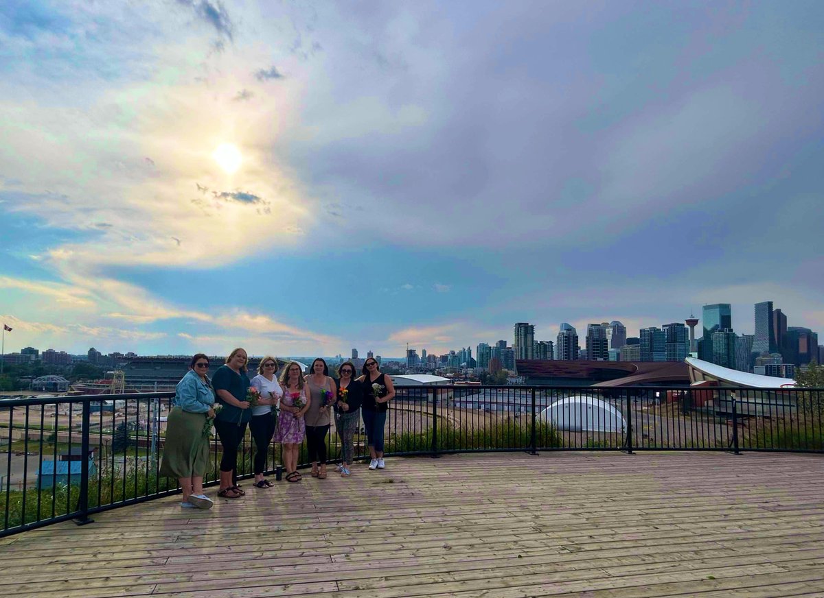 Lin6's tweet image. A special day remembering a special friend. Love you Les 🩵💚 Regulators, mount up!