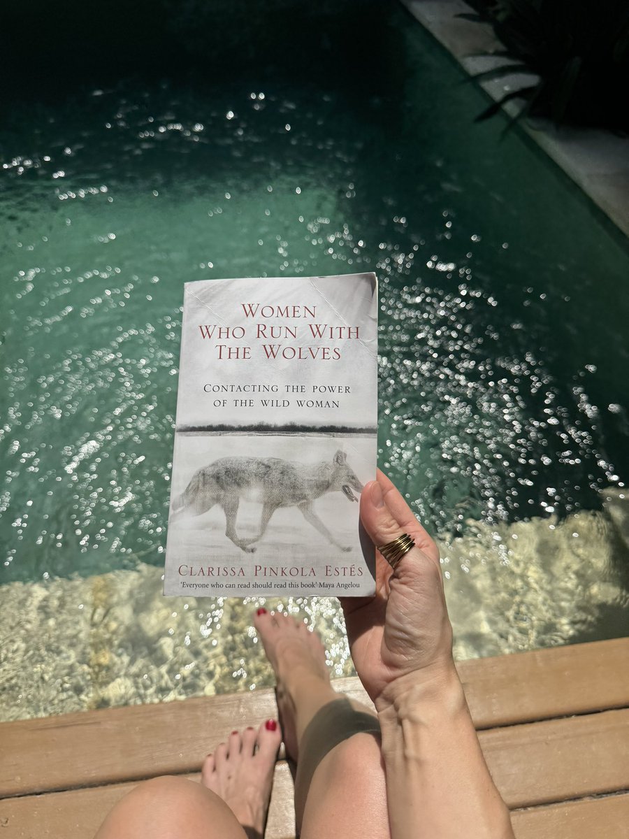 LyndsayFreeman8's tweet photo. Reading this brilliant book for a second time. It is honestly life-altering for women. #WomenWhoRunWithWolves @Clarissa_Estes #WildWoman https://t.co/svp7somFcA