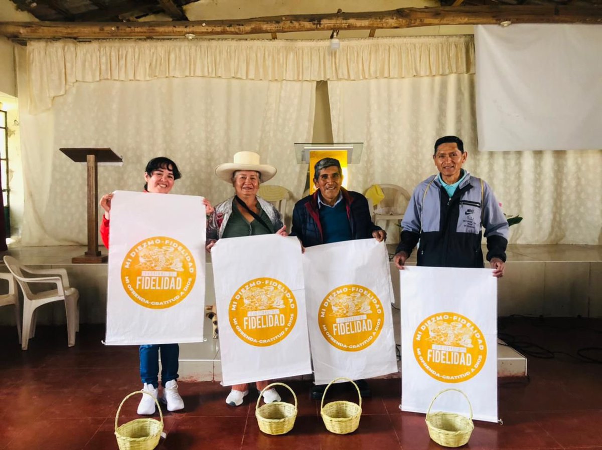 AdventistasMPN's tweet photo. Así es como nuestros hermanos de
📍Santa Cruz B, se preparan para el festival de Fidelidad que se realizará este sábado 😍🙏🏼
Muchos corazones agradecidos devolverán a Dios lo que le pertenece ❤️
#MayordomíaEsTodo https://t.co/8mLH9JaRtb