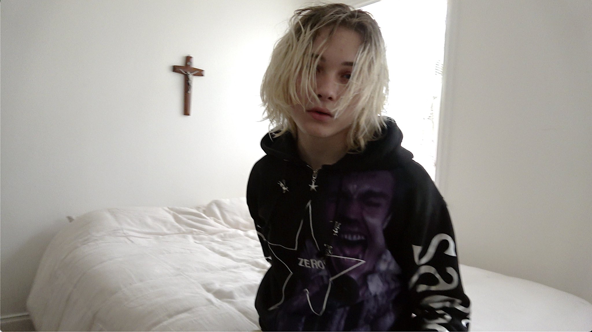 トップス heavn by marcjacobs(Smashing Pumpkins) Heaven by Marc Jacobs has partnered with the Smashing