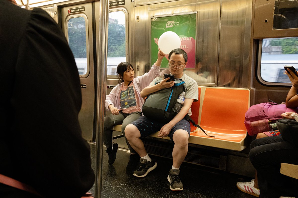The Subways of New York
.
.
.
.
#NYC #newyorkcity #Manhattan #queens #brooklyn #torontophotographer #streetphotography #photography #light_and_shadow #city #urban #nycstreetphotography #snap_street #snap_community #verotography #podium_street #pictas #podium #snap_canada