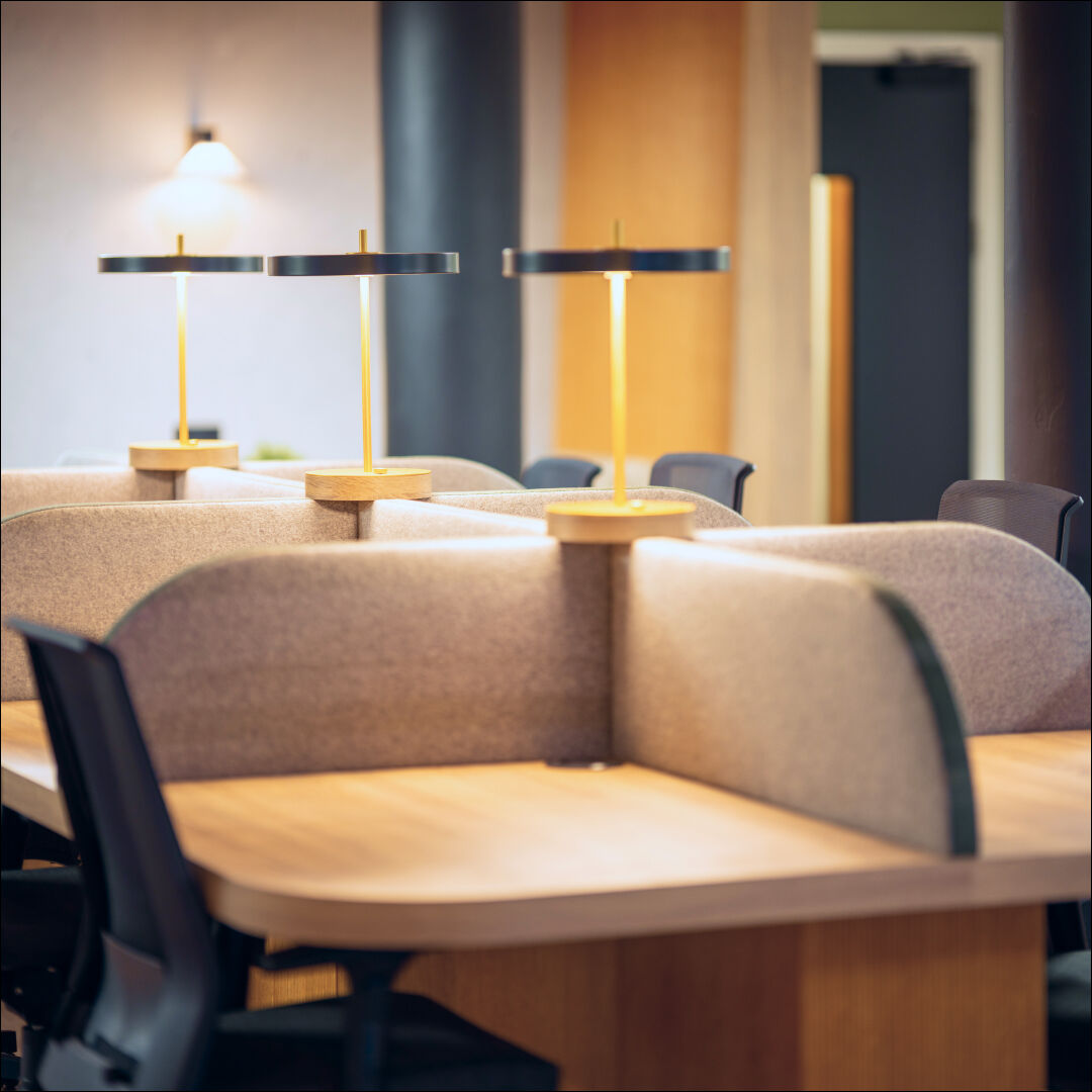 Need a workspace that is flexible for YOU? 🐝

Our sophisticated coworking space in LS2 is ideal for freelancers, startups and remote workers seeking an experience beyond traditional office set ups.

Book your membership at B-Hive today: bit.ly/3R0AR7L