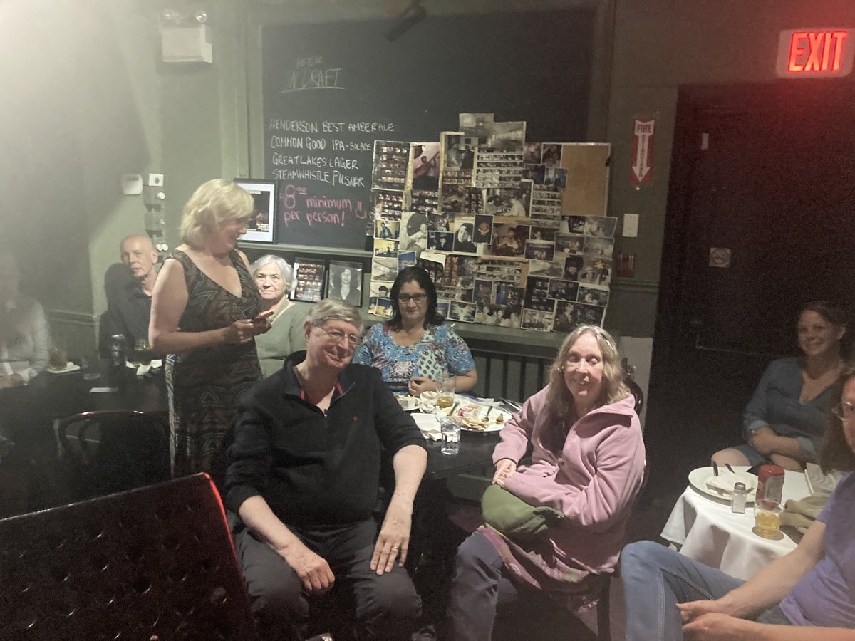 modernirish's tweet photo. Thanks to the folks at Toronto’s Art Bar Poetry Reading Series for inviting me to be a featured reader alongside Marvyne Jenoff and Guy Elston. Great poetry at the open mic, too! And…to the audience—thnx for letting me take your photos! Grateful, grateful, grateful. ❤️🙏 https://t.co/tdSwo7zVD1