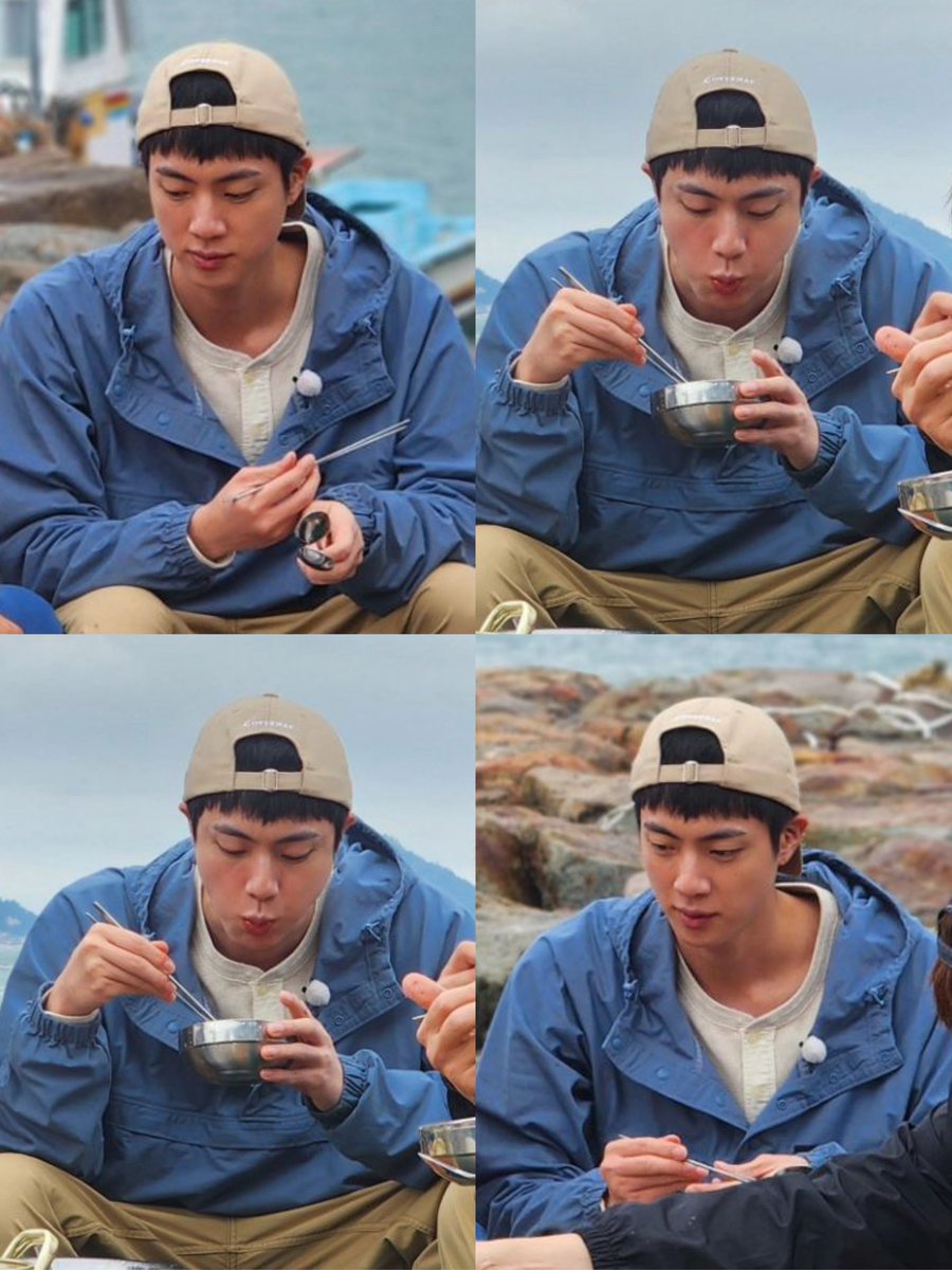 seokjinfile's tweet photo. seokjin with the backwards cap 🧢 https://t.co/bTtEmLDQo0