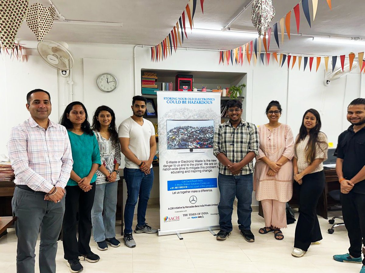 teachindiatoi's tweet photo. Thank you,Daak Room, for joining Teach India in our mission to raise awareness about e-waste!Your involvement is a testament to how even everyday businesses can make a significant impact on our environment.Together, we’re delivering positive change  for a more sustainable future. https://t.co/GNisSY1OLY