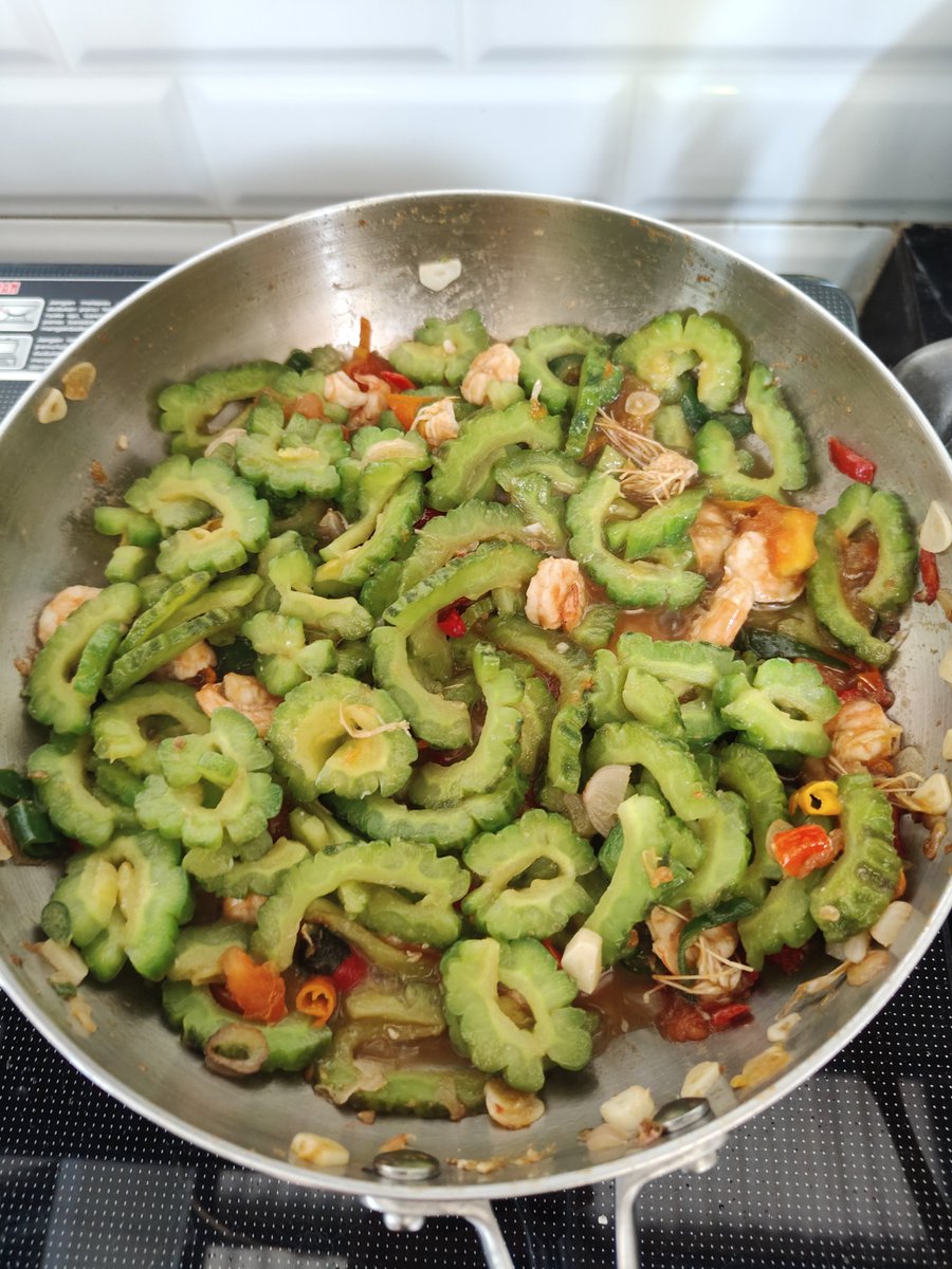 Widino's tweet photo. REVIEW NUCLAD SKILLET PAN STAINLESS STEEL 🍳

Asli, enak bgt dipake buat masak. Bikin ceplok telor ga lengket dan ga meletup-letup, buat tumis cepet mateng, gagang juga ga panas.

Bakal jadi rajin masak ini mah 😂 https://t.co/xhP9yN85fb