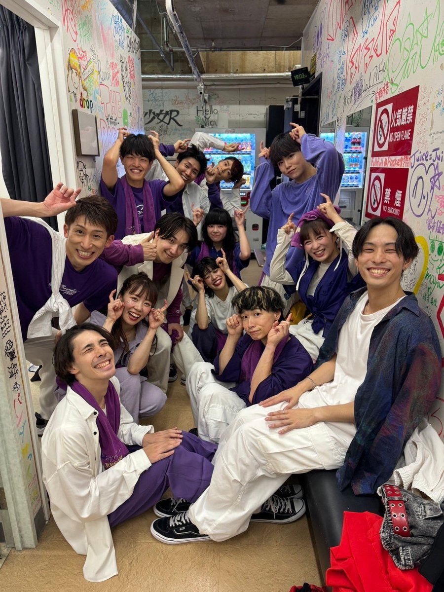 ねちゅ公👾
スケジュールが合わず皆んなに迷惑掛けまくりでした😖
でも誰も嫌な顔せず出てくれるだけで嬉しいって言ってくれてサタンって本当family🧑‍🧑‍🧒‍🧒💕と感じた公演でしたとさ。笑

次は1st 2ndも全部違う曲にして30曲新曲でいきましょう🔥
（やろうって言っていつもいないのは私です。）