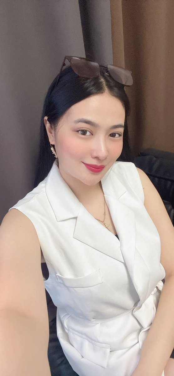 itsmesandssss's tweet photo. at work! https://t.co/NzTKBkBFaF
