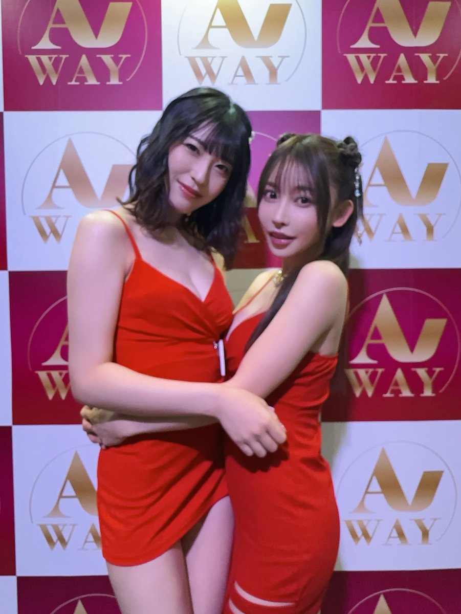 AVWAY @avwaygo のメ皆との写真も🫶

3日間ありがとうございました🥰🫶

@M_I_N_A_M_O_ 
@tenma_yui2 
@shizuhatakimoto 
@chee828 https://t.co/j2NqTTL3ok