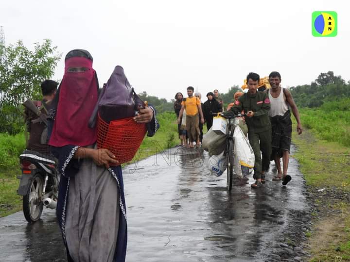 MaungKhinZaw4's tweet photo. The Arakan Army has rescued nearly 30,000 people who were locked up as human shields by the terrorist Myanmar junta and Muslim armed forces in Maungdaw, Arakan State, and are currently in need of food and healthcare assistance.@UN @UNHumanRights @AJEnglish @BBCWorld @guardian https://t.co/T7oFhAXc9U