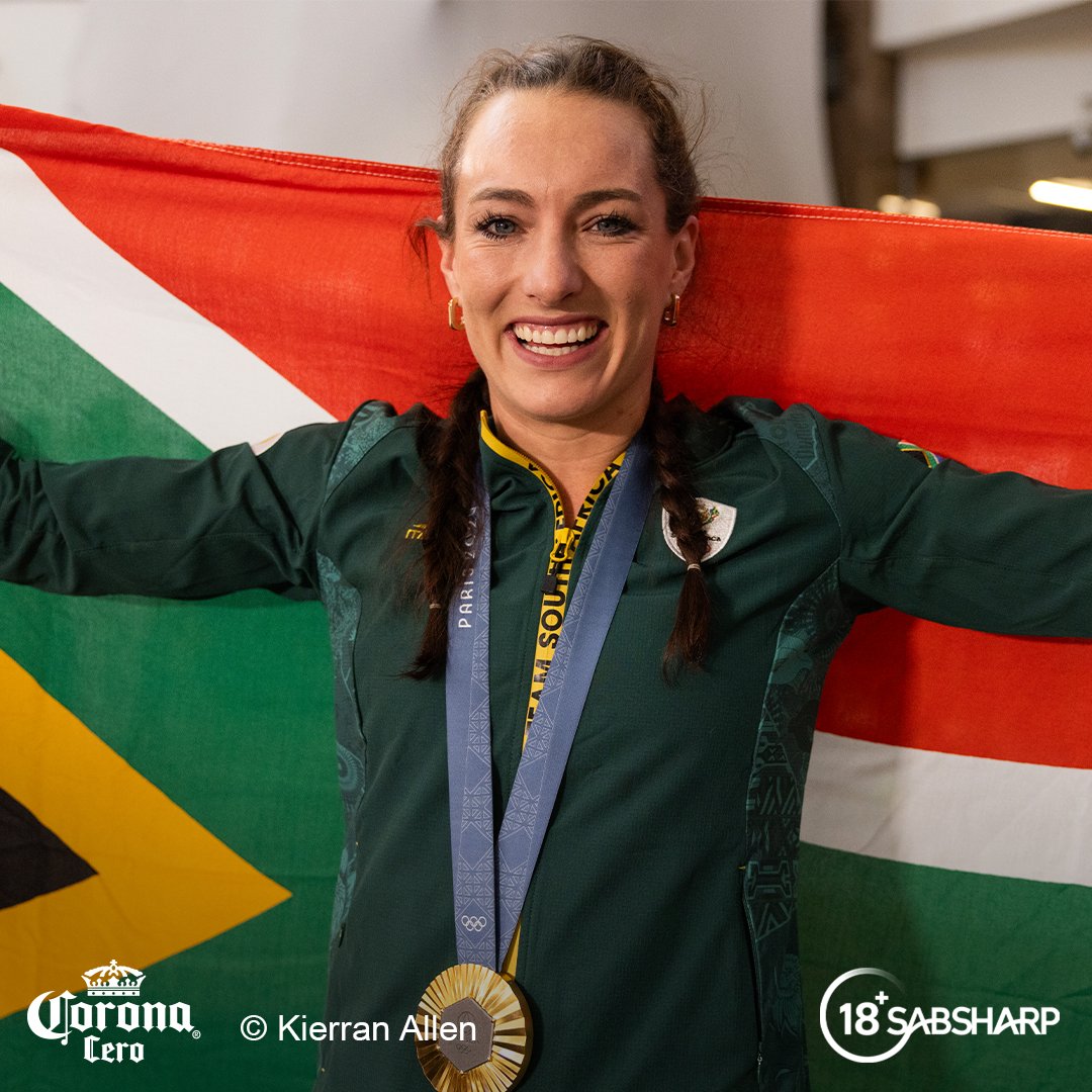 CoronaAfrica's tweet image. She's home! 🇿🇦🥇 Welcome back, Tatjana Smith! Your #GoldenMoments at the Paris #Olympics have made us all proud.

Let's give her the hero’s welcome she deserves!
