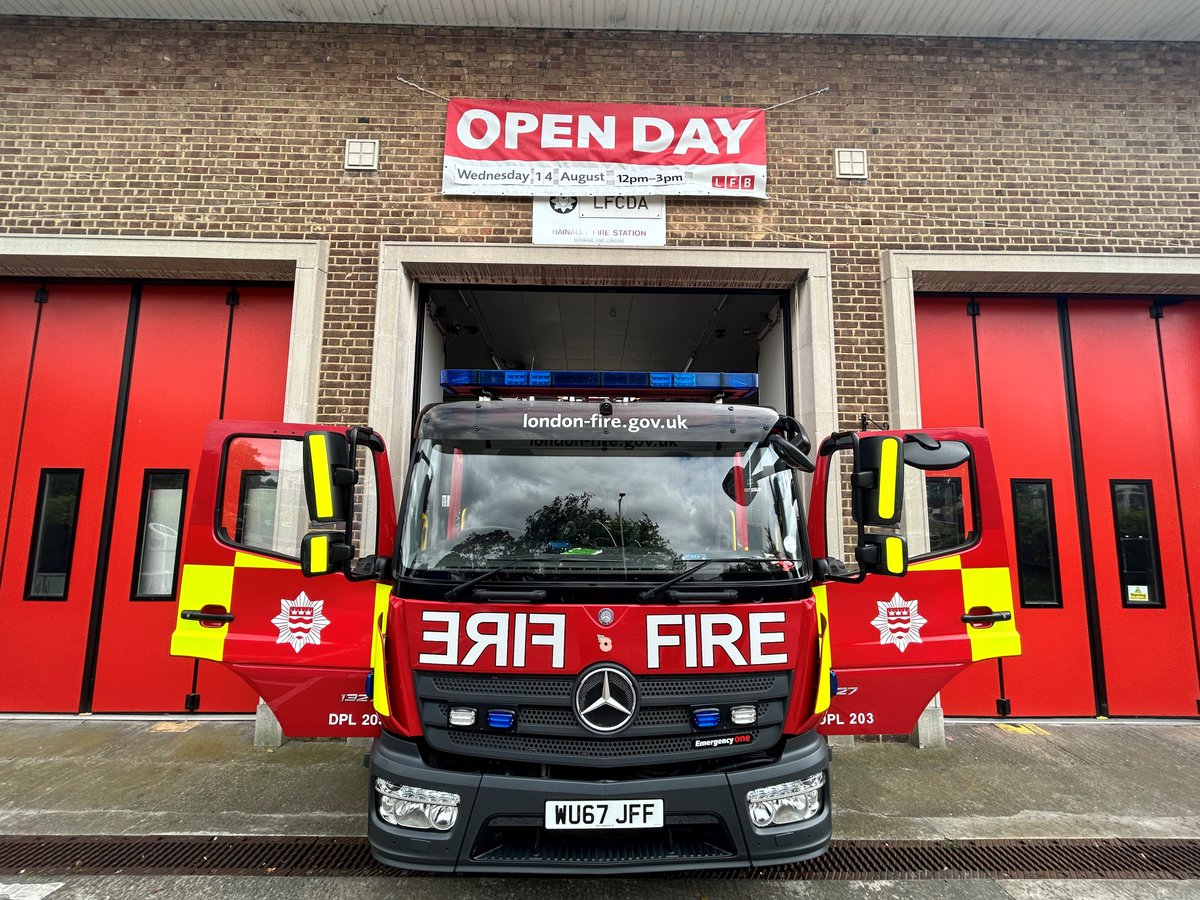 LondonFire's tweet photo. Have you ever wondered how a real fire station works?
Want to check out the latest equipment local firefighters are utilising to keep you safe?
Come along to #Hainault Fire Station tomorrow for a community open day for the whole family🚒👩🚒 https://t.co/Abdc1wHFvk