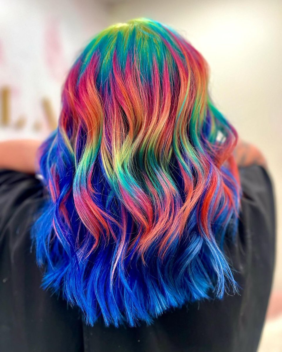 glamourtonic's tweet image. Deja volar tu imaginacion con 🌈 #PulpRiot ¡No te pongas limites!

Los primeros tintes semipermanentes de color para conseguir un cabello vibrante . Colores veganos, sin gluten y sin crueldad. 🐱

🔗 glamourtonic.com/marca/pulp-riot

#Glamourtonic