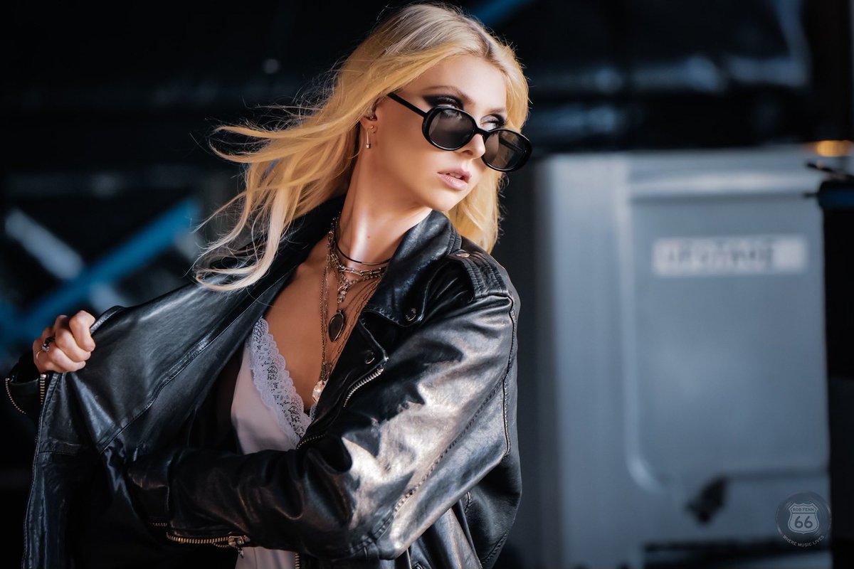 taylormomsen's tweet photo. PARIS TONIGHT ⚡️⚡️⚡️ Hippodrome Longchamp @acdc @TPROfficial https://t.co/g4xBgdrjp0