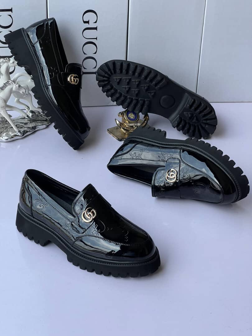Ruqqoyah77's tweet image. 🏷️ 42,000 naira. size 40-46

📍Ibadan/Ikorodu 
please rt