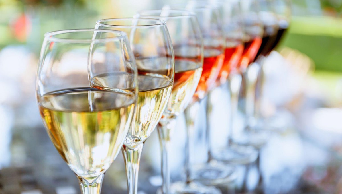 🍷 Join us for a complimentary tasting with Shed Horn Cellars on Friday, August 16 from 4-6p.

Learn more about the winemaker: ShedHornCellars.com

#TheRobustLife