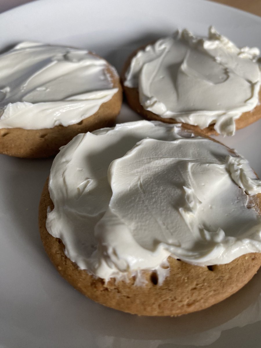 I’ve just sparked a debate in our house…Philadelphia cheese on digestive biscuits. Anyone else have this combo in the 80’s growing up? Or is it just wrong?  <a href="/pdLouiseP/">Louise Pennington FCCT (She/Her)</a> <a href="/Artology/">H💜🏳️‍🌈</a> <a href="/andrew_cowley23/">Andrew Cowley</a> <a href="/ottleyoconnor/">Patrick Ottley-O'Connor</a> <a href="/ExHT_nowPhase3/">Lorraine Schofield 🙋‍♀️</a> <a href="/walkwithmeste/">The wondering one</a> <a href="/crazyitalian7/">Tony</a> <a href="/TerryCulkin1/">Terry Culkin (He/Him) #AntiRacist</a>