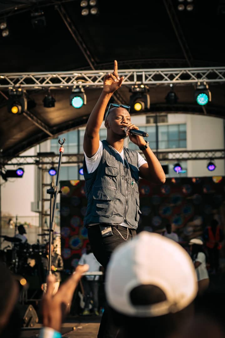 ThePompi's tweet image. We’re deeply grateful to the thousands of Malawians who joined us for an amazing day of worship and celebration with Maverick City and @kirkfranklin 🇲🇼. 

#KingdomTour
