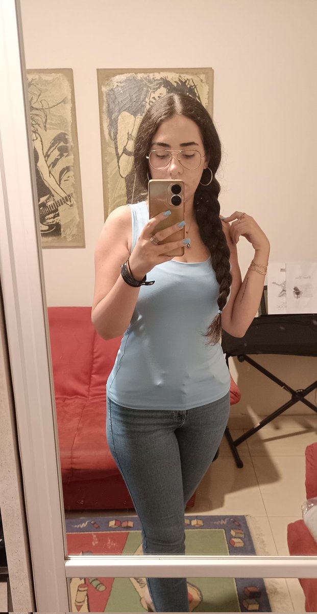 ابو الشغل، على ابو الاستمرارية، على ابو
Strong independent woman
على ابو قلّة النوم ليلحق النعس
#صباح_الخير 
#صباح_الخير_والسعاده_للجميع