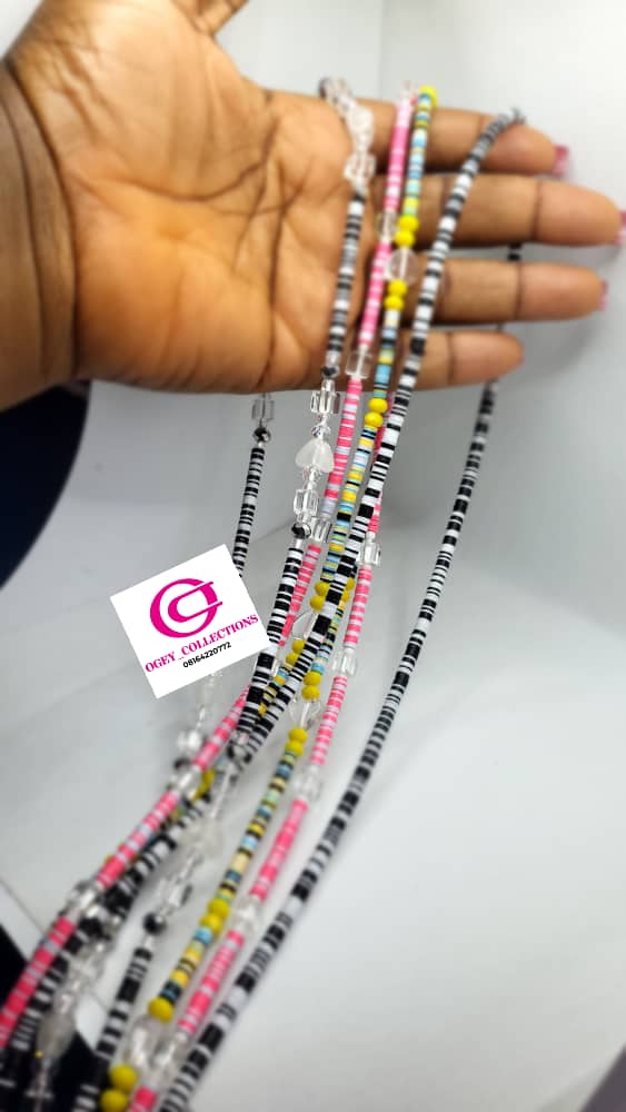 ogeyfabian's tweet photo. @ruffydfire I sell waist beads bracelet anklets please help my small business 
I promise to deliver 🙏🙏 https://t.co/ahVHWeXiLy