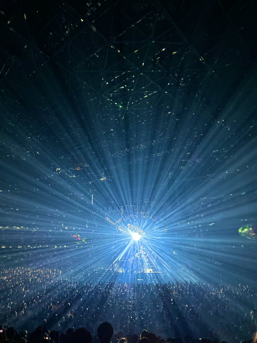 qwprf's tweet photo. SEKAI NO OWARI  「深海」
Kアリーナ横浜2日目Semi FINAL
席はニュウドウカジカ
世界一醜い生物らしいです。

代々木に続いてkアリーナ。
毎回楽しすぎる🌍✨
何よりkアリーナ作りも音響も最高に良くて感動！ https://t.co/qNS1jol4LO