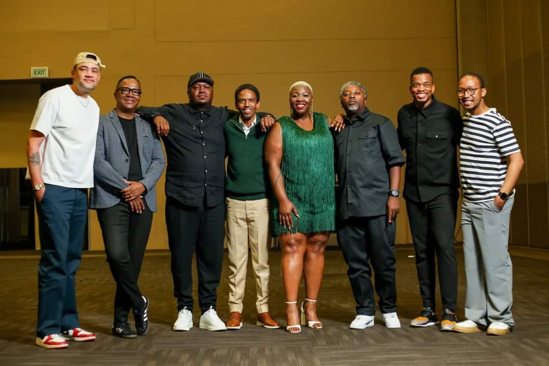 Still can't get over this show, it was something else.🤯
These guys are definitely THE Big Dudes.
Thank you sis <a href="/celestentuli/">CELESTE NTULI</a> for this wonderful experience.♥️
<a href="/MphoPopps/">Mpho Popps Modikoane</a> <a href="/skhumbi/">official_</a> <a href="/FlymotionSA/">Sandile Makhanya</a> @mojaklehoko <a href="/NdumisoLindi/">Ndumiso 🐓 Lindi (ROOSTA)</a> <a href="/KamoKaofela/">Kaofela Kaofela</a>
#CelesteAndDaBigDudes